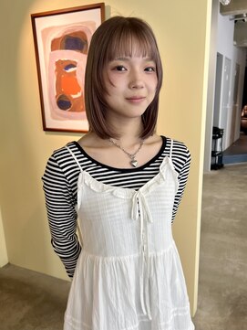 ロジェ(loje) ベージュカラー/フェイスレイヤー/ミニウルフ