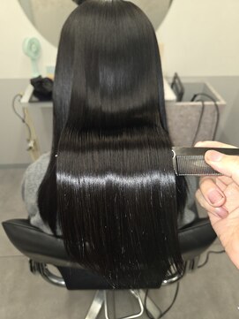 トッカ 茨木(tocca) ★究極の縮毛矯正×ケアカラー×髪質改善トリートメント★