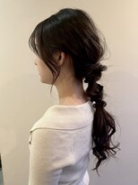 ユートゥイーズ 鎌倉(U too e's) 《U鎌倉/髪質改善》ニュアンス編みおろしアレンジ/ヘアセット