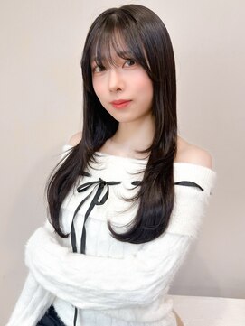 レア 表参道(L'ea) 大人ガーリーダークアッシュミディアムレイヤー似合わせカット