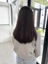 パル バイ ラベスト(Pal by lovest) ダークグレージュ×ナチュラルセミロング