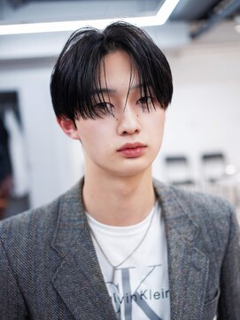 アンサー 原宿(ANSWER) メンズ髪質改善縮毛矯正シースルーセンターパート韓流ヘア