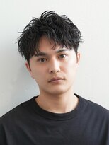 ログ(LOG)&nbsp;メンズショート 無造作パーマ 黒髪 ビジネスマン 高松