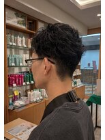 ラメール アヴェダ 西武秋田店(La Melu AVEDA)&nbsp;メンズカットで不動の人気、刈り上げ×パーマのスタイル。
