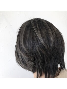 テクライズ 豊橋店(TECHRISE) ショート×グレージュ×コントラストハイライト