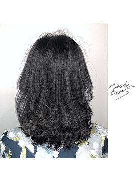 パドトロワ(Pas de trois) 新潟駅南×姫ウルフカット×ダークブルーアッシュ×暗髪