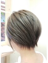 カットインファーチェ CUT IN face ショート×アッシュグレイ