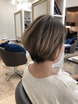 リッシュ 都賀店(Lish) ホワイトハイライトスタイル