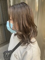 エル(EL by green)&nbsp;《tomi》ミディアムレイヤー×ソフトミルクティー