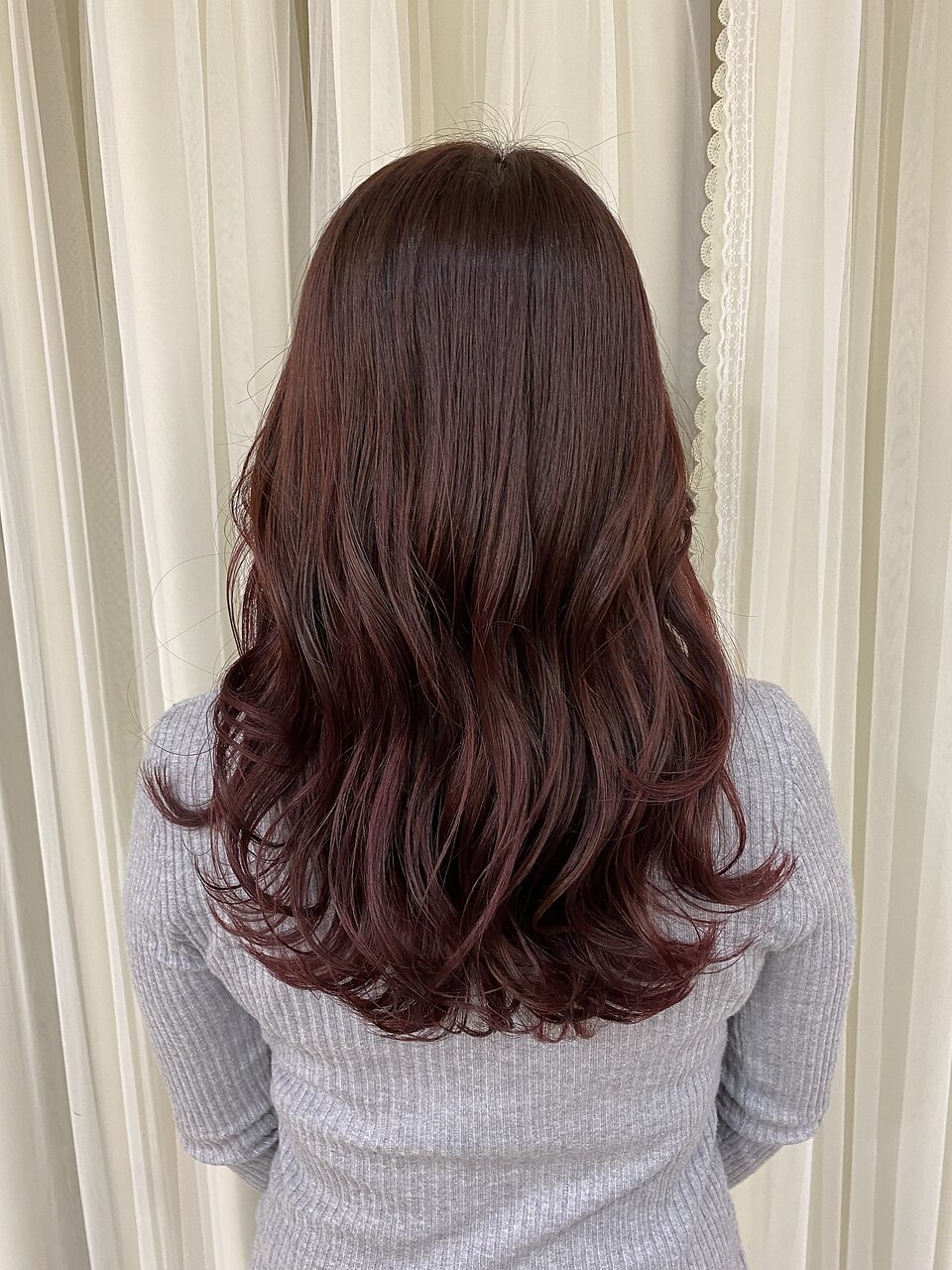 チェリーピンク☆】赤髪8トーン♪：L149863489｜ヘアアンドメイクグラ