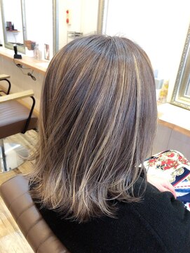 クラス(CLASS) 白髪ぼかしハイライト