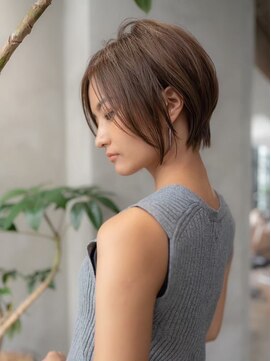 イルハバナ 渋谷(ill HAVANA) 大人ナチュラルショート/レイヤーカット/ハイライト/20代30代