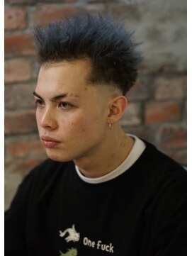 アパッシュ 大町店(Apache) スパイキーツイスト