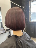 ココ 本八幡(KOKO)&nbsp;黒髪クラゲヘアーオリーブグレー小顔ココアベージュ丸型卵型ボブ