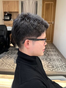 ラミ(L'ami) 【川添 桃花】アップバング スパイキーショート