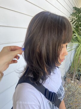 ファンビリ(Fambilly) wolf cut