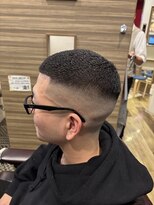 銀座マツナガ 神田店&nbsp;スキンフェードパンチパーマ濡れパン短髪ベリーショートワイルド