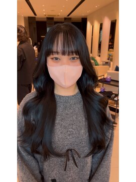 ステア ケース(stair case) 髪質改善コリアンブラックカラーコテ巻き韓国