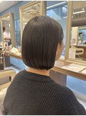 丸みのある肩上ボブ