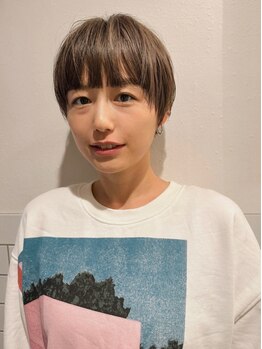 アイビー(IVY)の写真/【北浜駅徒歩1分】街で話題のパツンとボブやミニボブ、質感の良いボブはお任せください◎