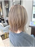 ミディアムレイヤー×ミルクティーベージュ