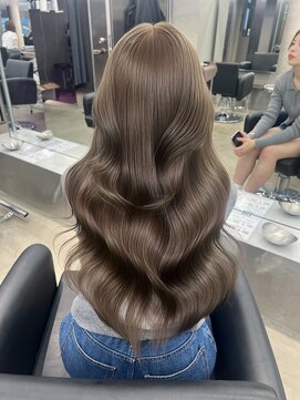 ペレ 栄 アネックス(PELE栄ANNEX) 韓国 くびれロング レイヤー ワンホンヘア 小顔前髪