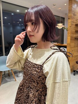 スナッグ(Snug,) カシスレッド