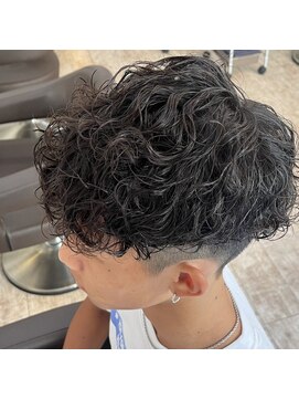 メンズパーマ　スペインカール