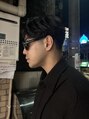 シイ(SIE) テーパーフェードショートセンターパート
