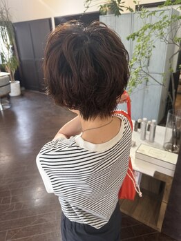 コンティニュー(CONTINUE)の写真/お一人お一人の骨格やバランス髪質を見ながらしっかりカウンセリングさせていただきます＾＾