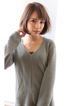 レウナ 外苑前(Reuna) ３０代４０代５０代大人可愛いひし形ボブ　お手入れ簡単
