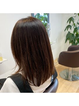 ラキ(laki) シルキーストレート