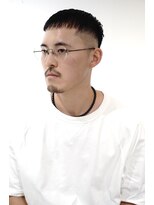 メリケンバーバーショップ コウベ(MERICAN BARBERSHOP KOBE)&nbsp;七三オールバックツイストパーマかき上げヘアコンマヘア210