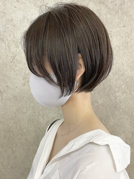 エリマ 調布(elima) 綺麗なシルエットの簡単スタイリング丸みショート 20代 30代