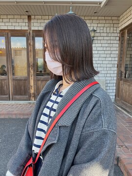 ヴィヴェンテ(VIVENTE.) Olive beige × ぱつっとbob