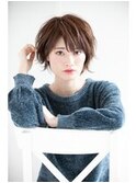 ペールベージュセクションカラーグラデーションカラー外ハネボブ