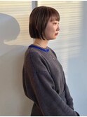切りっぱなしボブ×ベージュカラー