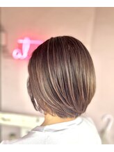 アットティー 金沢文庫(at tee...) 【at tee...】白髪ぼかし×レイヤーボブ