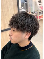 エッジ(EDGE) ツイストスパイラルパーマ刈り上げマッシュスタイル