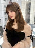 ロングレイヤー　韓国ヘア　くびれヘア　モテ髪　アッシュカラー