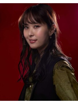 アンアタッシュ(UNE ATTACHE) Serene Mauve｜秋をまとう色。新しい私の大人可愛さ開くレイヤー