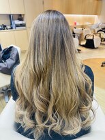 ルカ(LUKA)&nbsp;バレイヤージュ