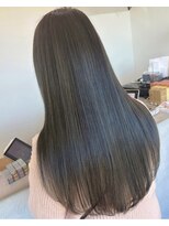 アーブル ヘアーアンドメイク(ARBRE)&nbsp;ブリーチハイライトアッシュカラー髪質改善トリートメント