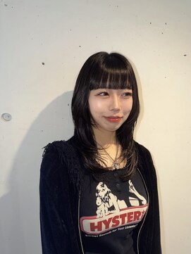 アミエ(AMIE) 《Hush cut》