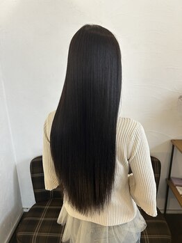 ヘアー ミュゼ 大西店(HAIR Musee)の写真/今人気の縮毛矯正☆クセを伸ばすだけじゃない！毛先までまとまる柔らかな質感の美髪ストレートに♪