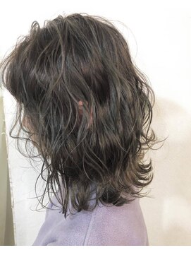 ヴィークス ヘア(vicus hair) シークレットハイライト×ブルージュ by田渕英和