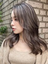 ヨロ 小岩(YOLO) ハイライトカラーミルクティーベージュケアブリーチダブルカラー