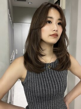 サイン 表参道(SIGN) イヤリングカラーマッシュウルフツヤ髪スタイルブルージュ