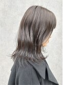 フォギーグレージュ