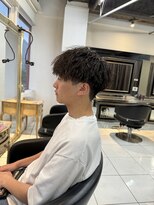 アイズ 海老名(AIZU)&nbsp;ツイストスパイラルパーマ　ツイストパーマ　メンズパーマ　眉毛